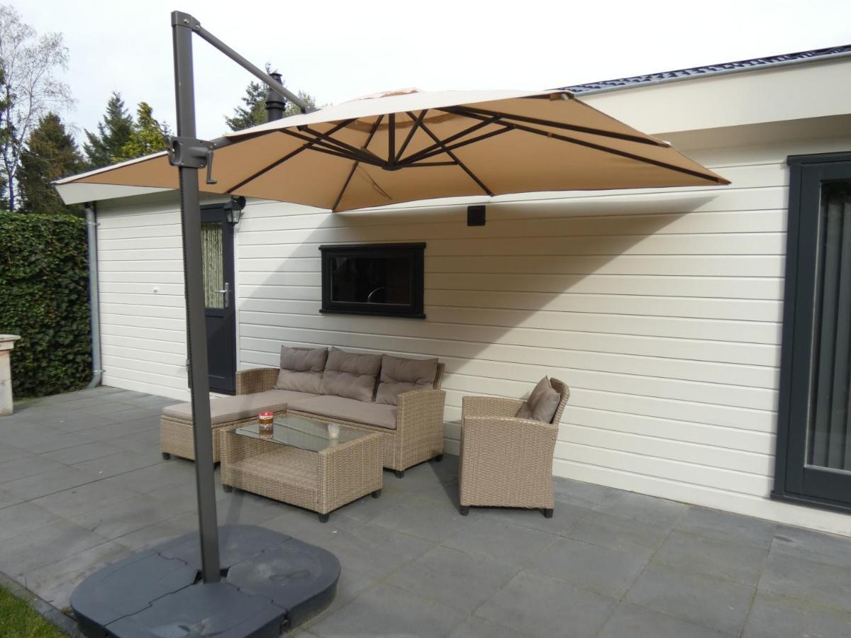 Veluwepark Reewold #Chalet Buizerd# Tussen Het Bosrijke Putten En Garderen Eksteriør bilde